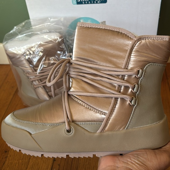 New women Sz 8M blush Baretraps metallic strings round toes cute casual booties - Picture 5 of 11